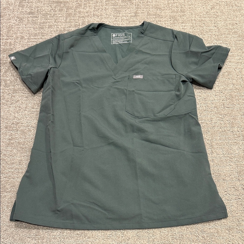 FIGS NWOT Dark Green Bonsai Catarina Scrub Top